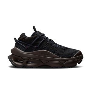 Nike Woman’s Air Max Flyknit Venture